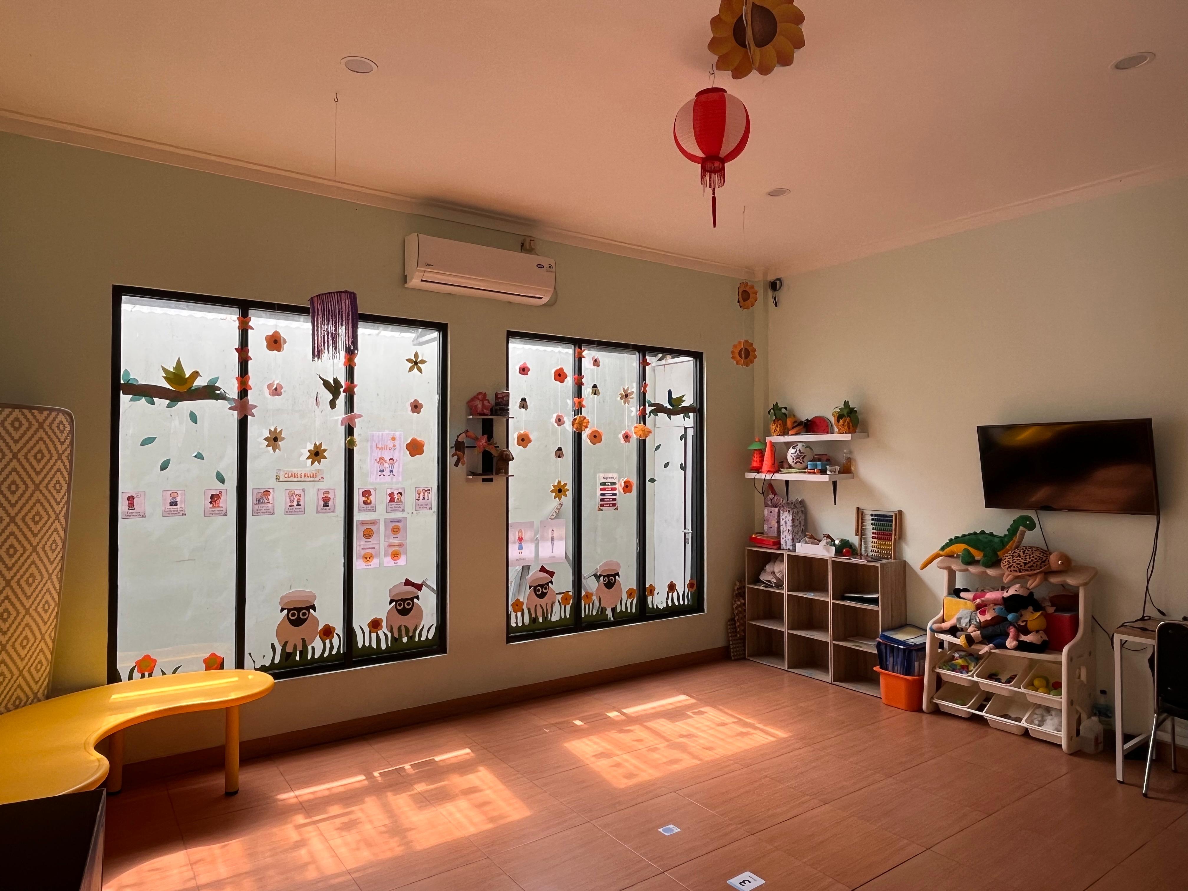 Area Bermain Indoor - Fasilitas LH Education